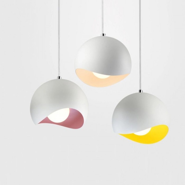 Creative Semi Eggshell Metal Pendant Light S158