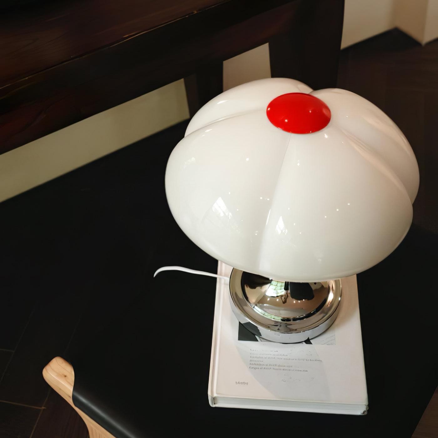 Flower Petal Table Lamp M473