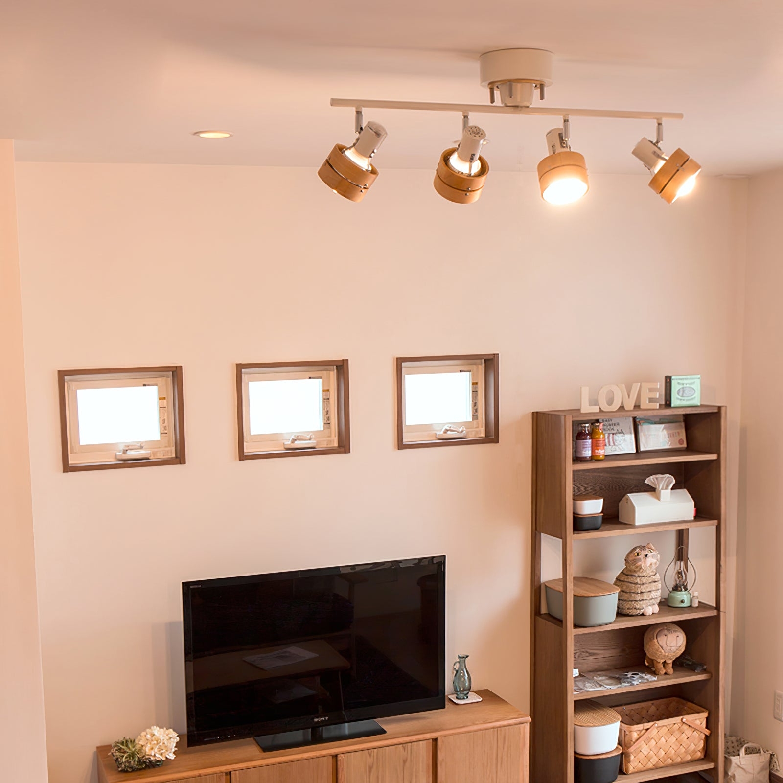 Nordic Cylindrical 4-Light Spotlight D415