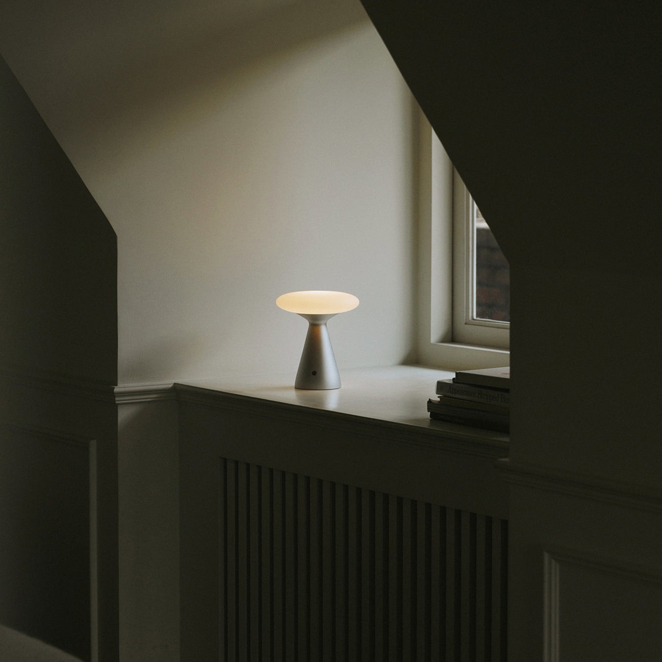 Simple Style Touch Dimming Table Lamp M248