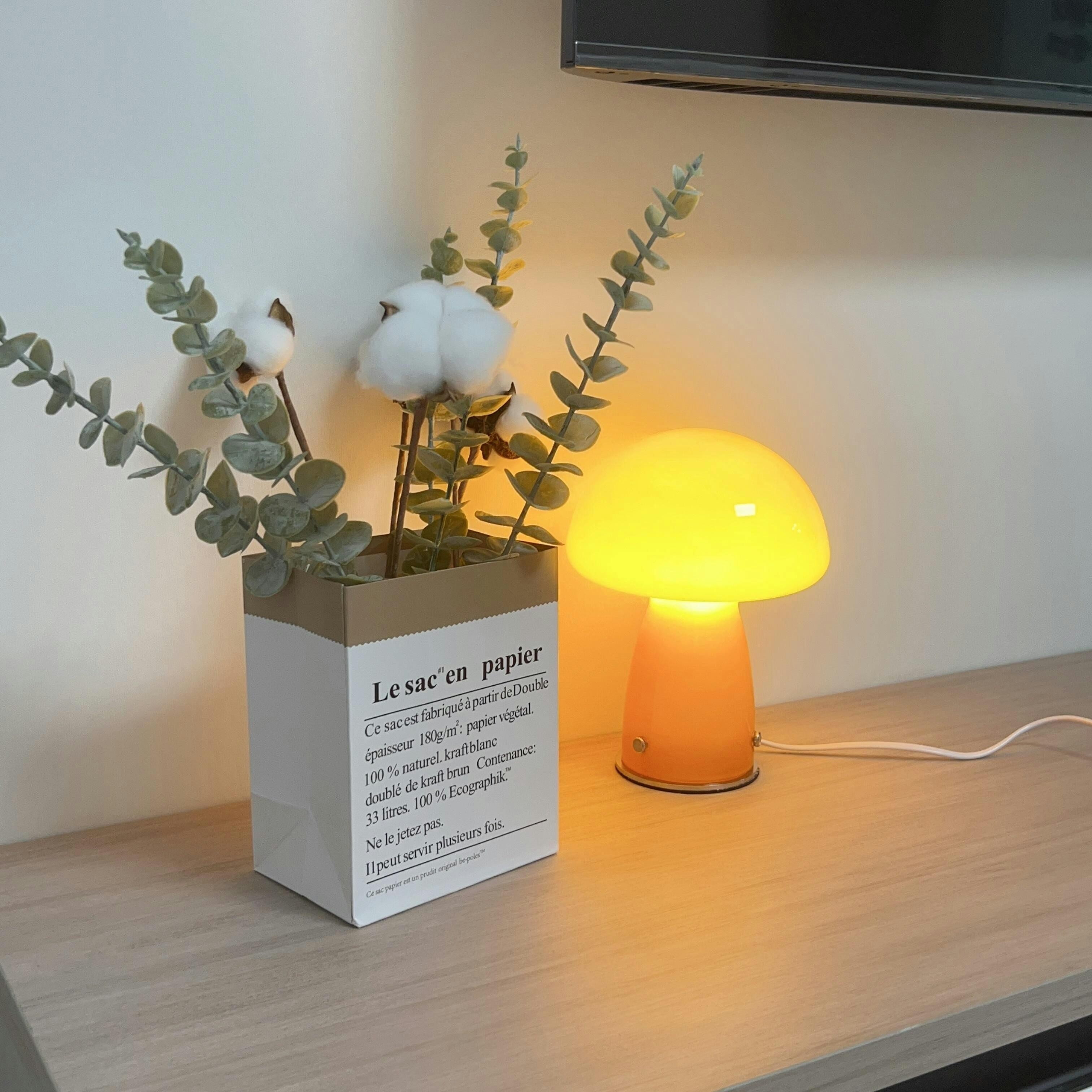 Vintage Bauhaus Glass Mushroom Table Lamp S79