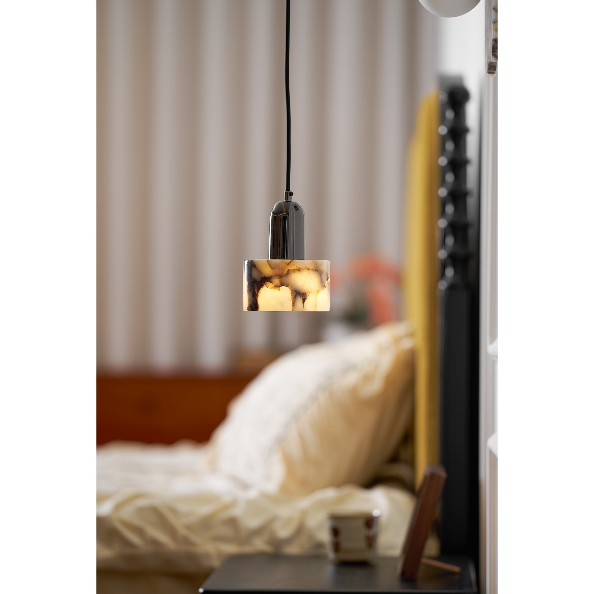 Dekum Marble Pendant Lamp D606