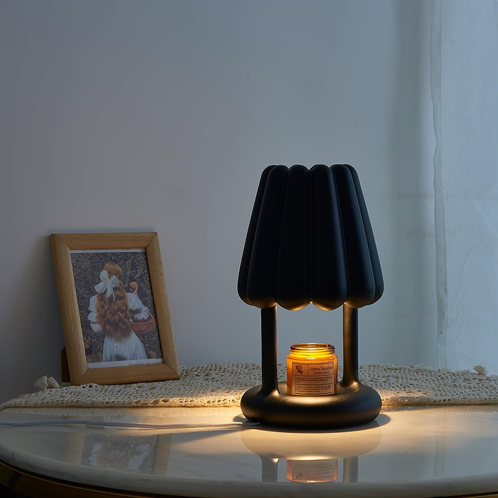 Ice Cream Flocked Resin Table Lamp M566