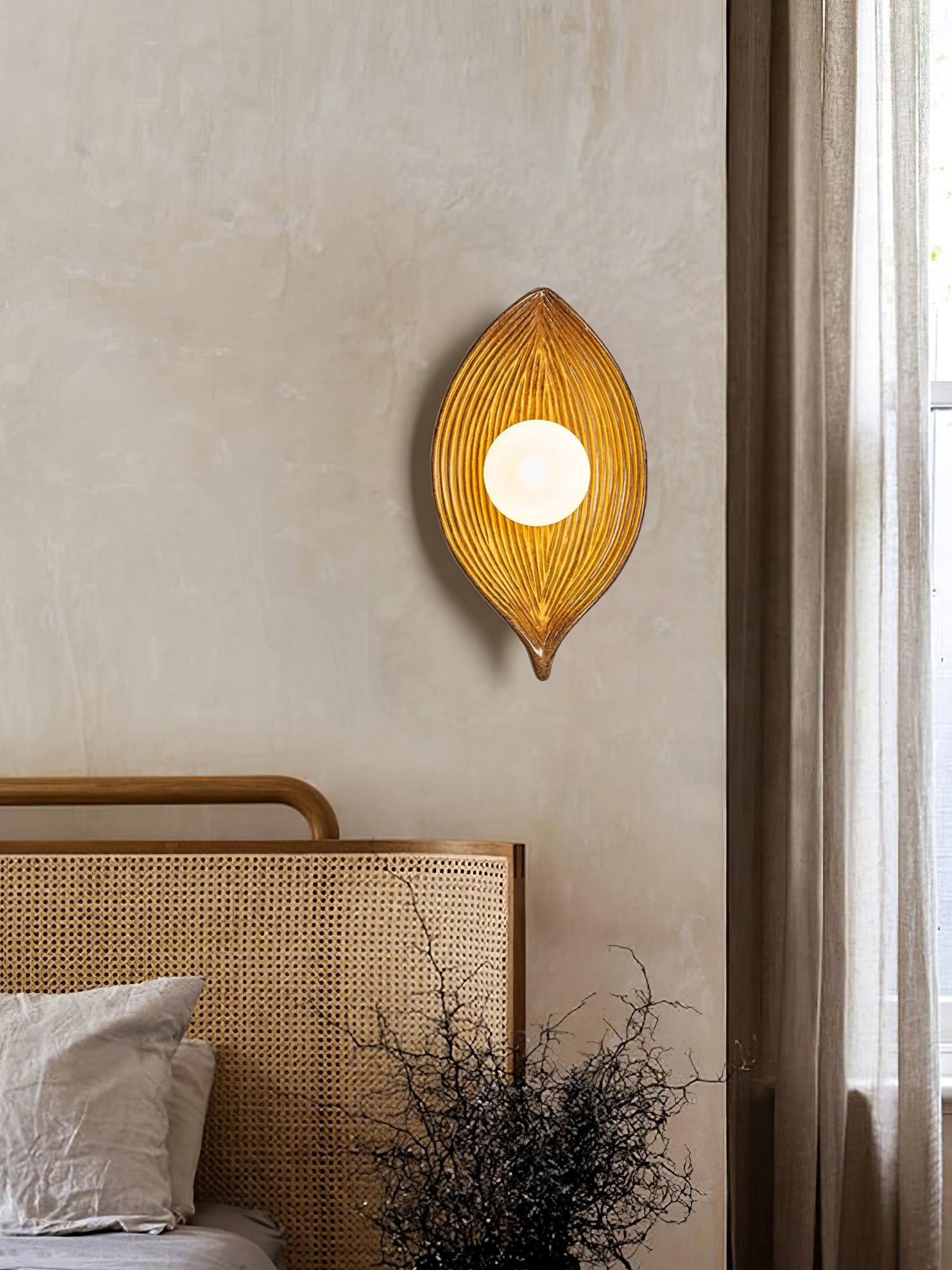 Leaf Canoe Wall Sconce M545