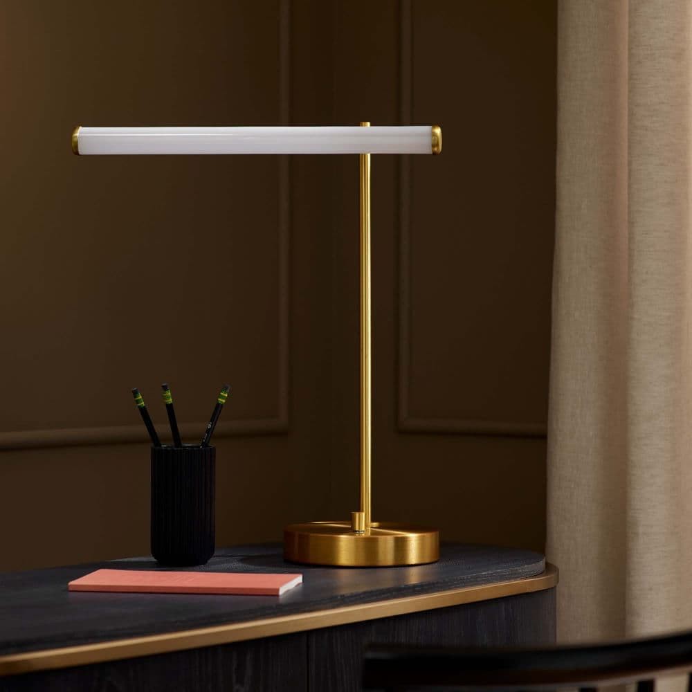 Voro Modern LED USB Table Lamp - Sleek Metal Desk & Bedside Lighting T170