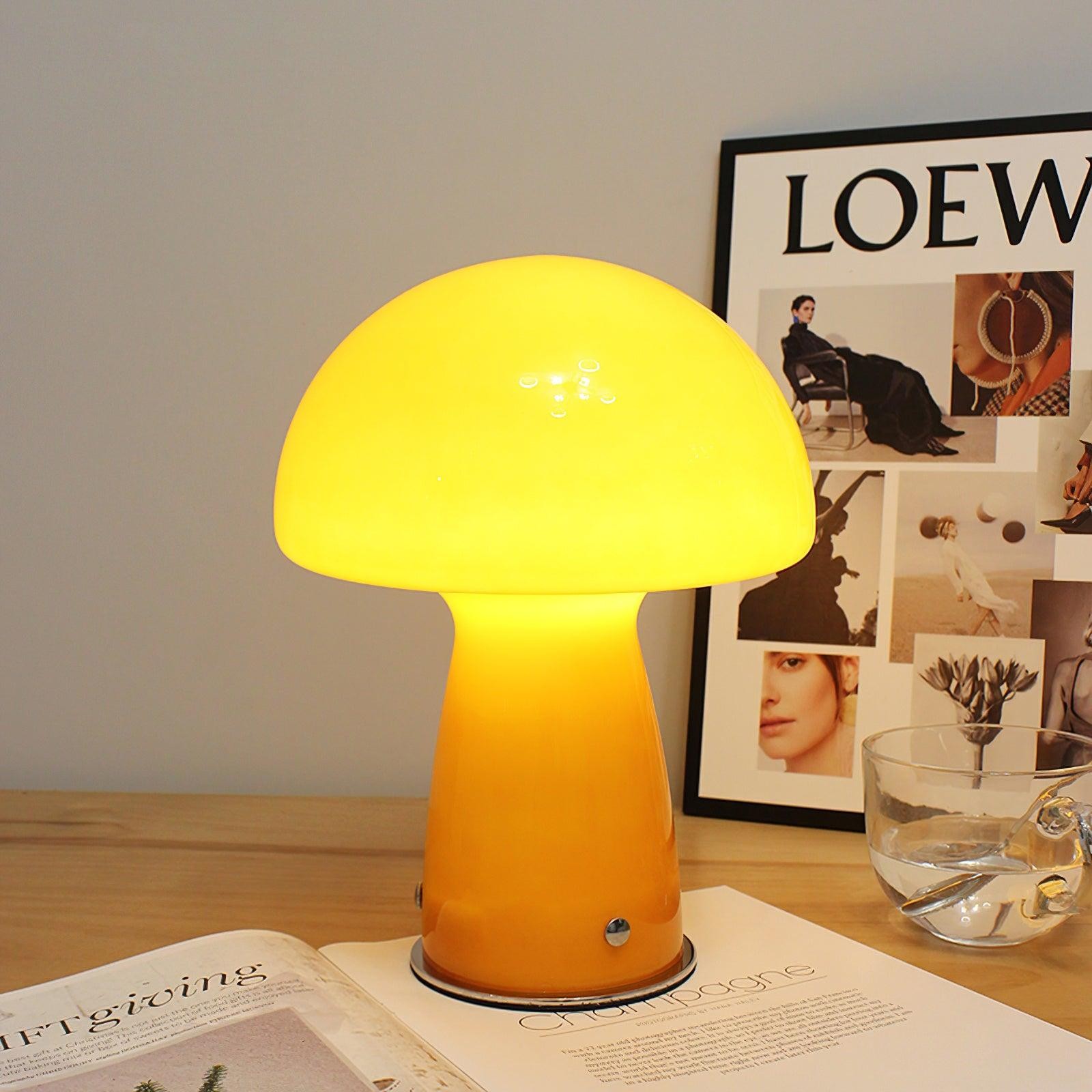 Vintage Bauhaus Glass Mushroom Table Lamp S79