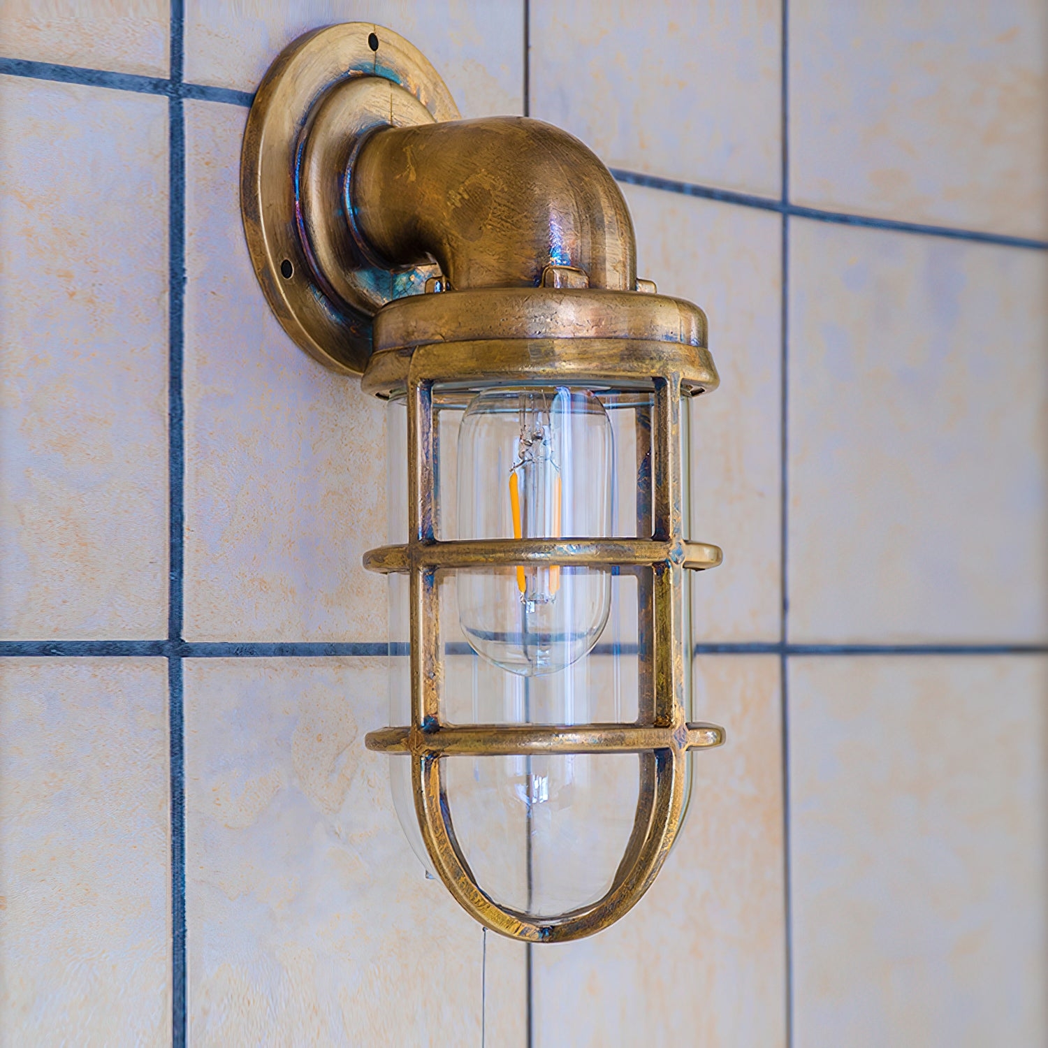 Marine Wall Lamp D638