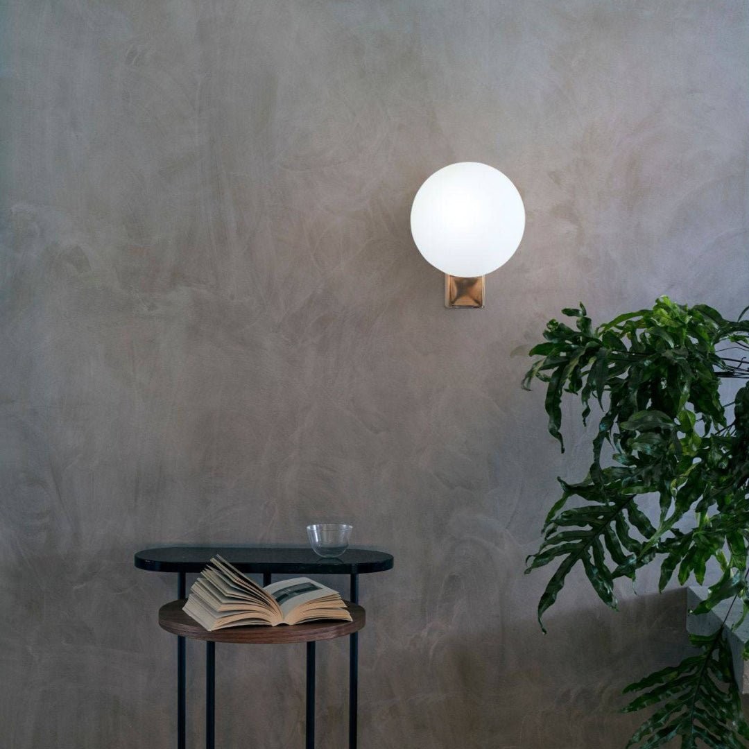 Minimalist Spherical Wall Lamp M547