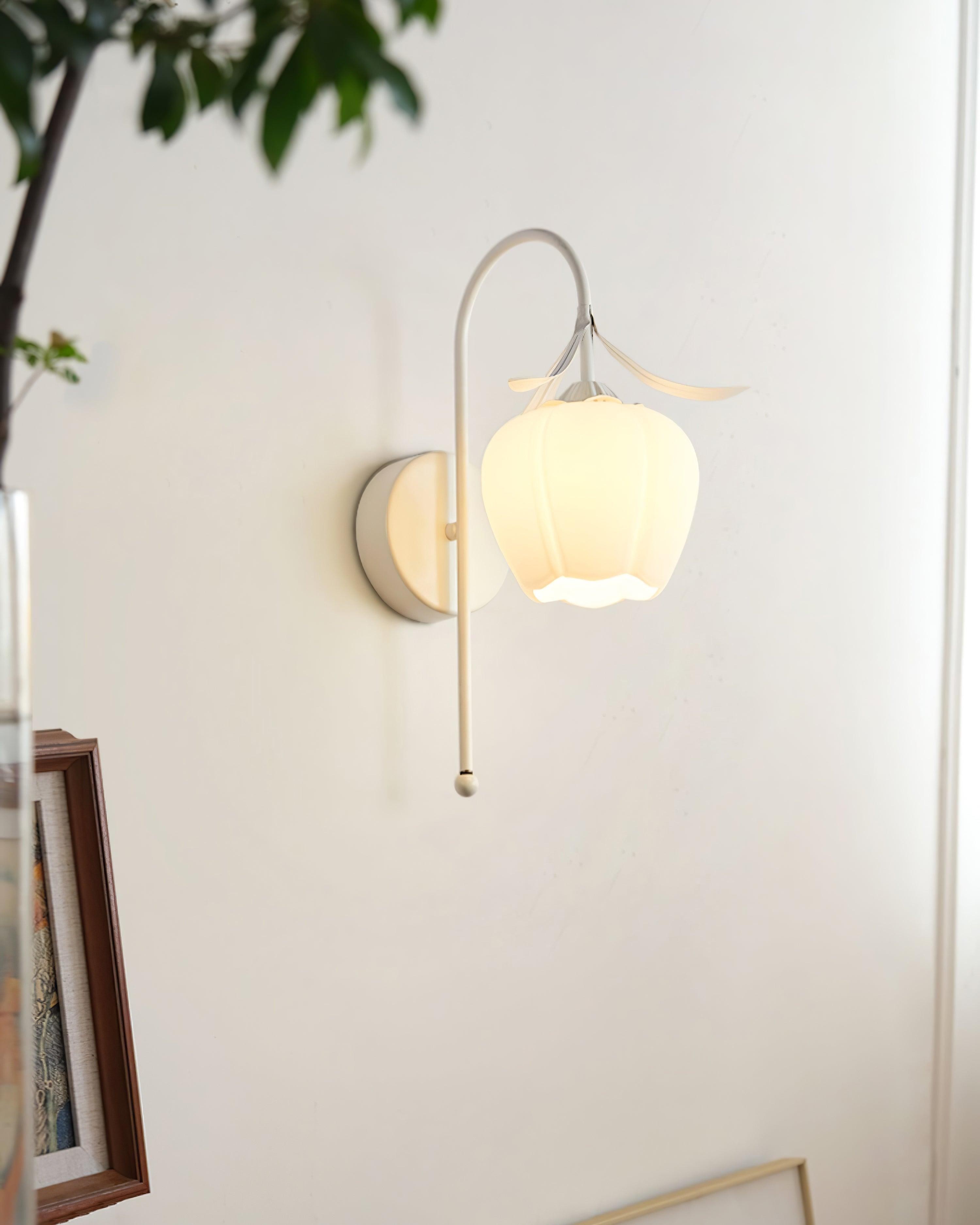 French Cream Style Flower Wall Lamp M146