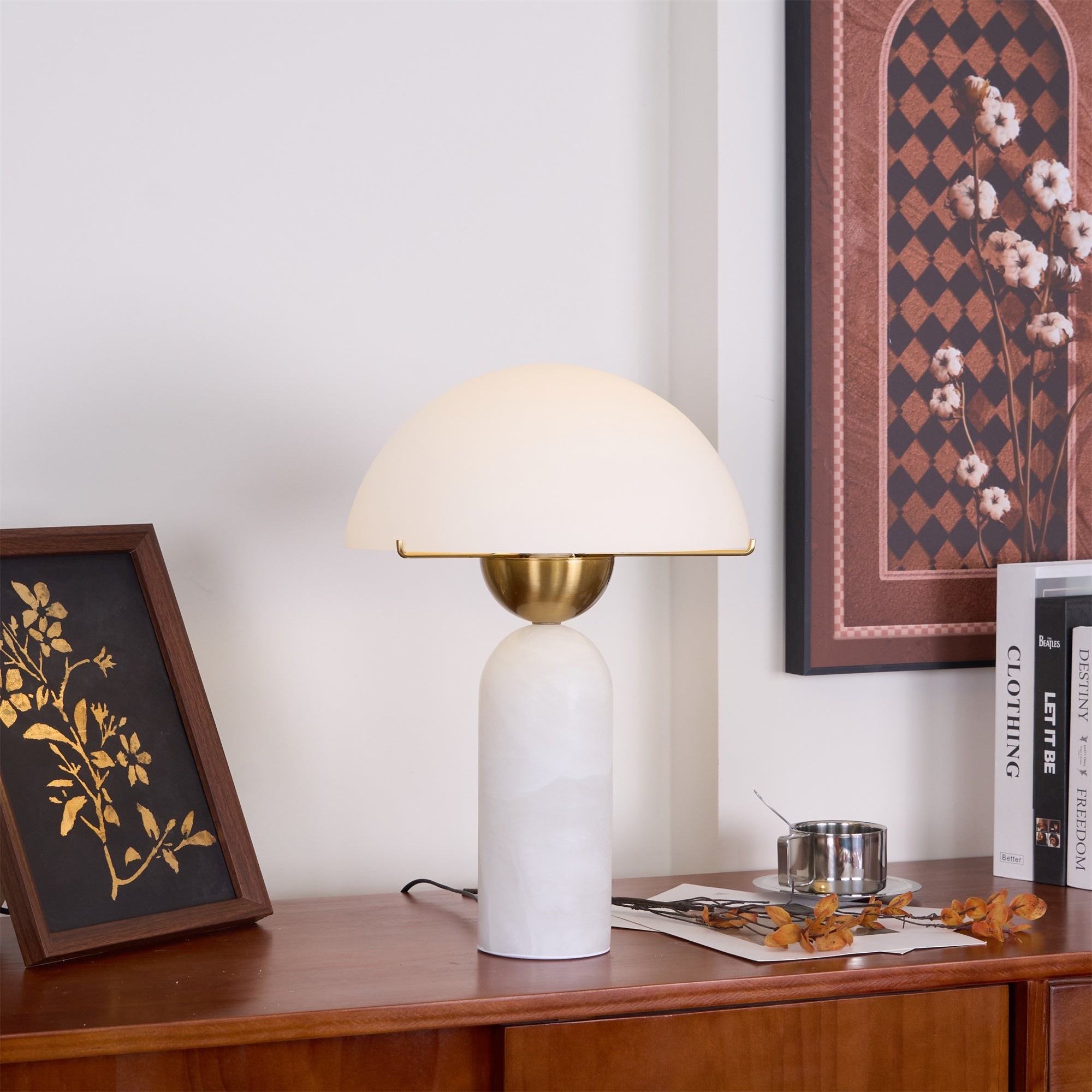 Nordic Simple Creative Alabaster Glass Table Lamp M341