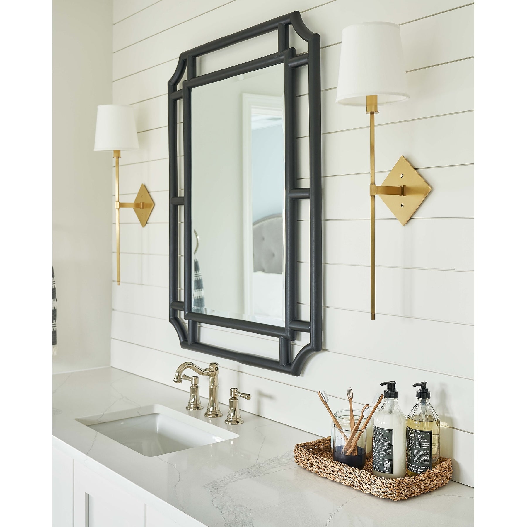 Cortland Wall Lamp D597