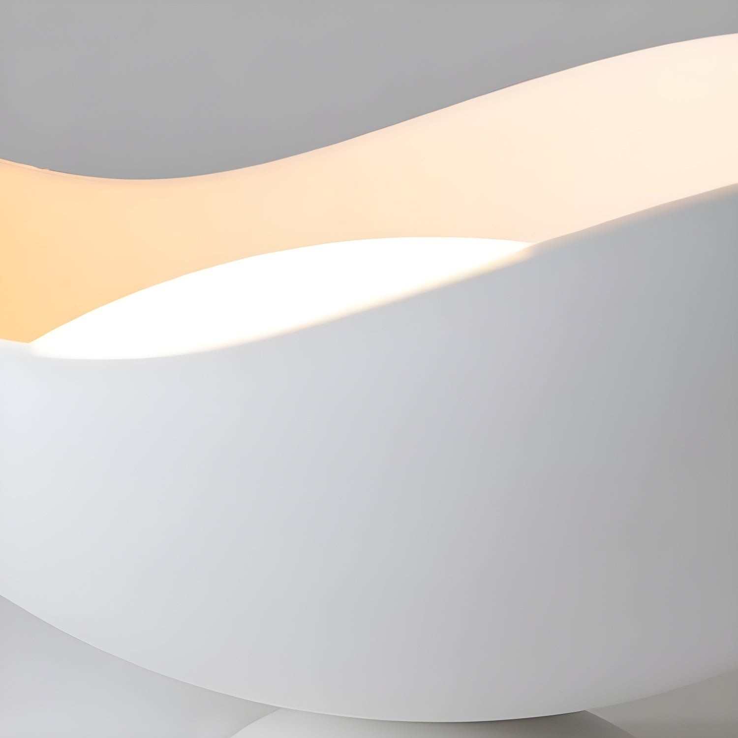 Simple Wave Ceiling Light M23