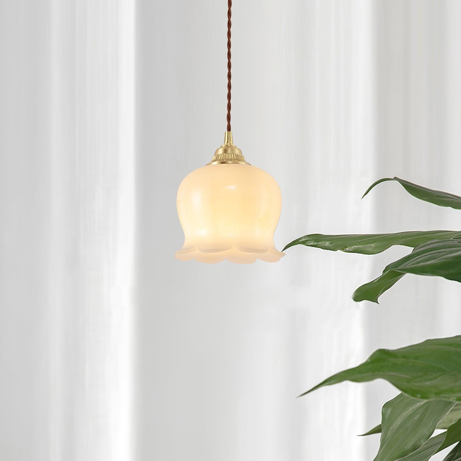 Traditional Glass Flower Pendant Lamp M316