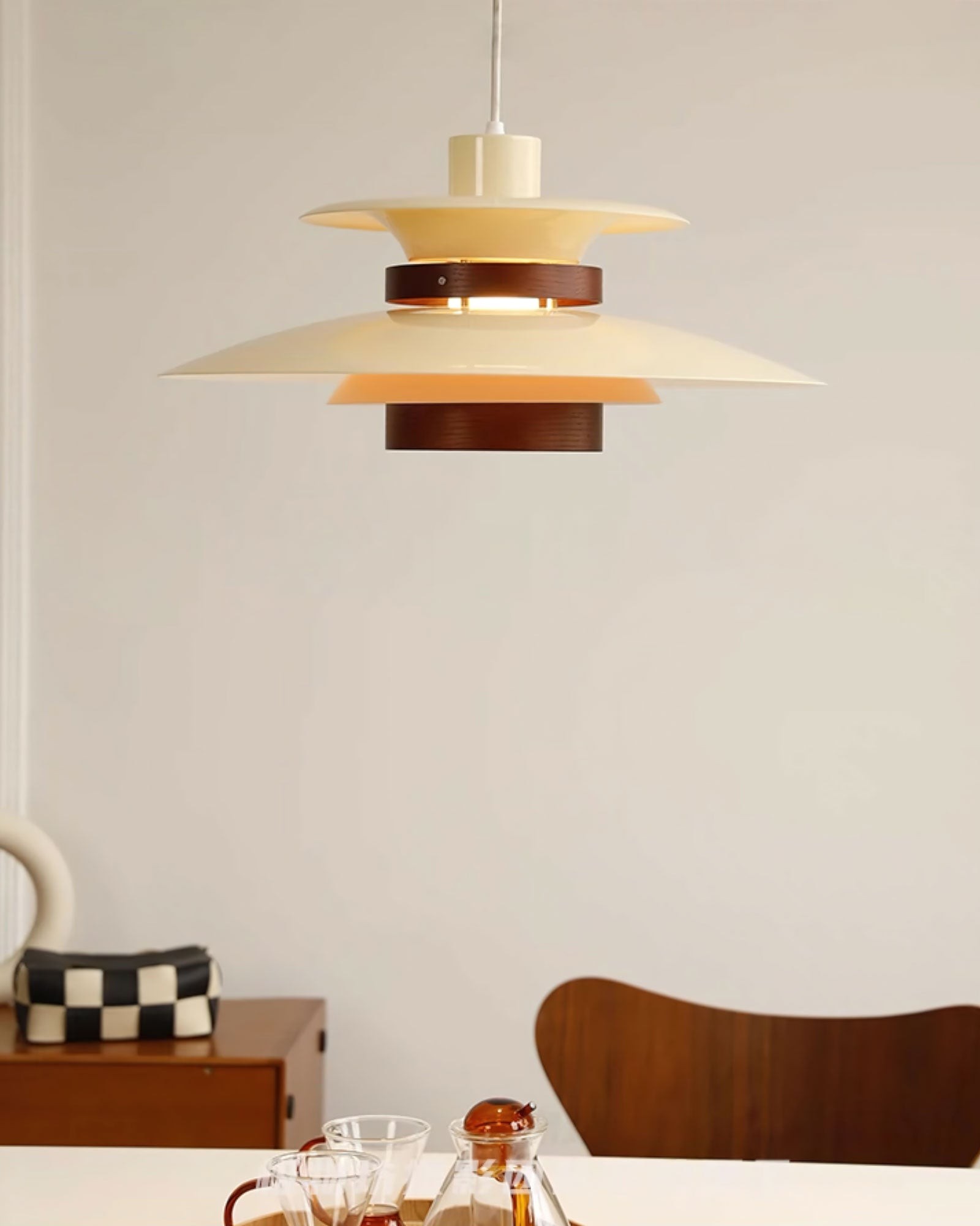 Luxurious and Stylish Layered Pendant Light M45