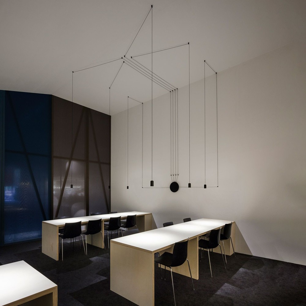 Industrial Black Wireflow Free Form LED Pendant Light