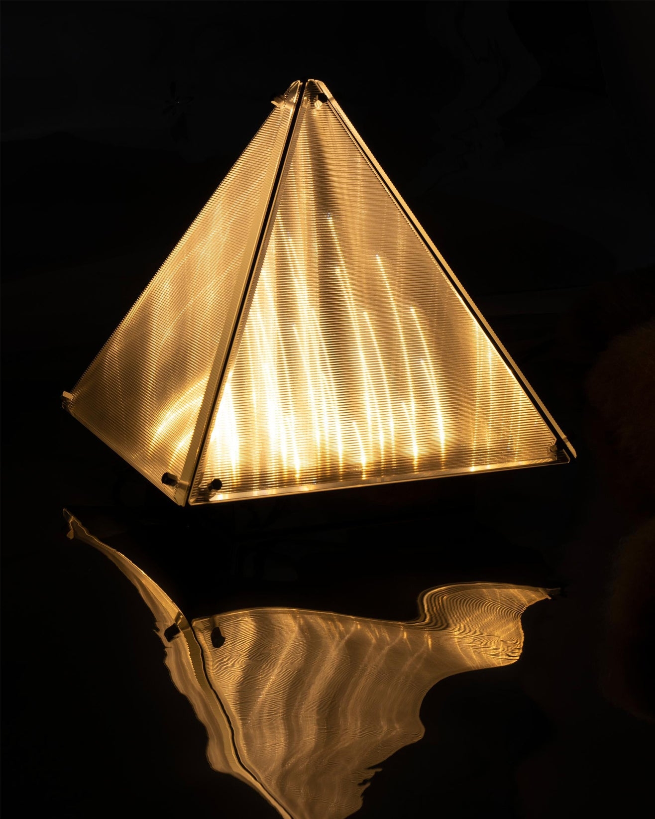 Fragment Table Lamp D445