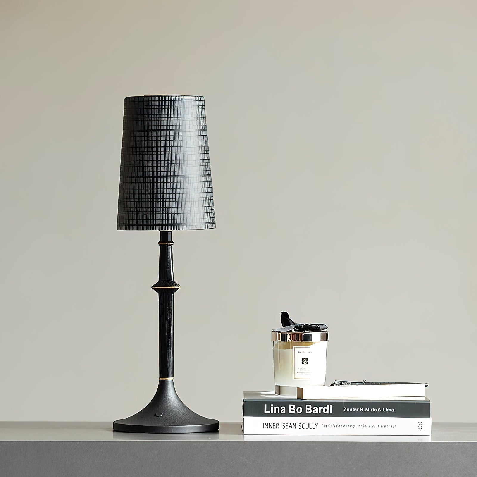 Devon Black Table Lamp D709
