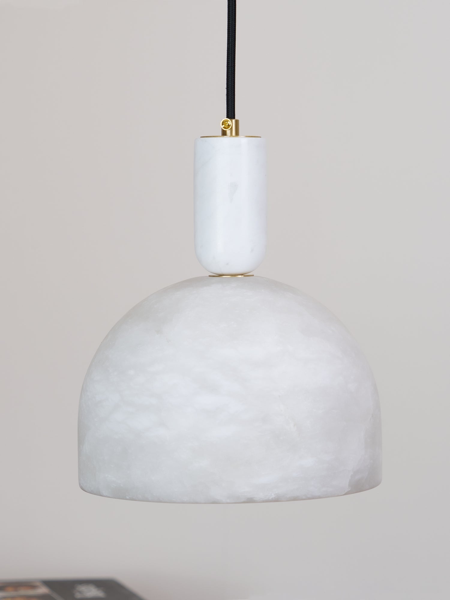 Blair Alabaster Pendant Light D355
