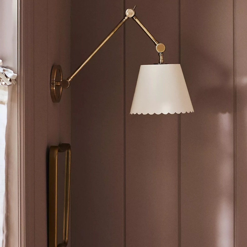 Foldray Scalloped Task Sconce - Leather Wall Light for Home T100