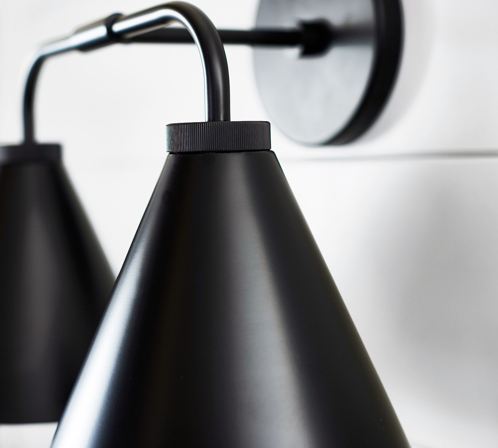 Korvi Iron Tapered Sconce Light - Wall Fixture in Black or Brass T125