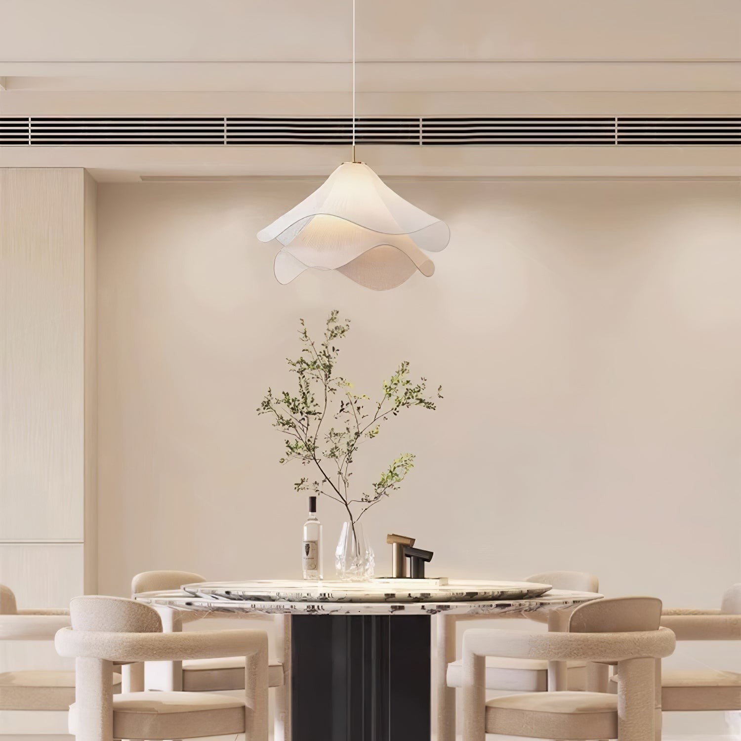 Ethereal Elegant Floral Pendant Light - Adjustable Modern Ceiling Fixture for Living Rooms T087