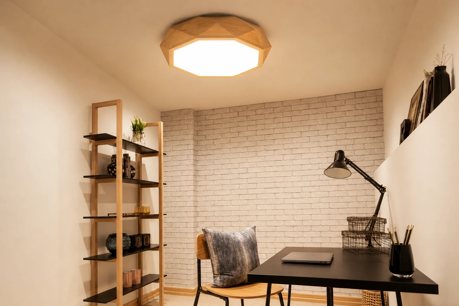 Scena lifestylowa przedstawiająca drewnianą ośmiokątną lampę sufitową LUCENT w użyciu