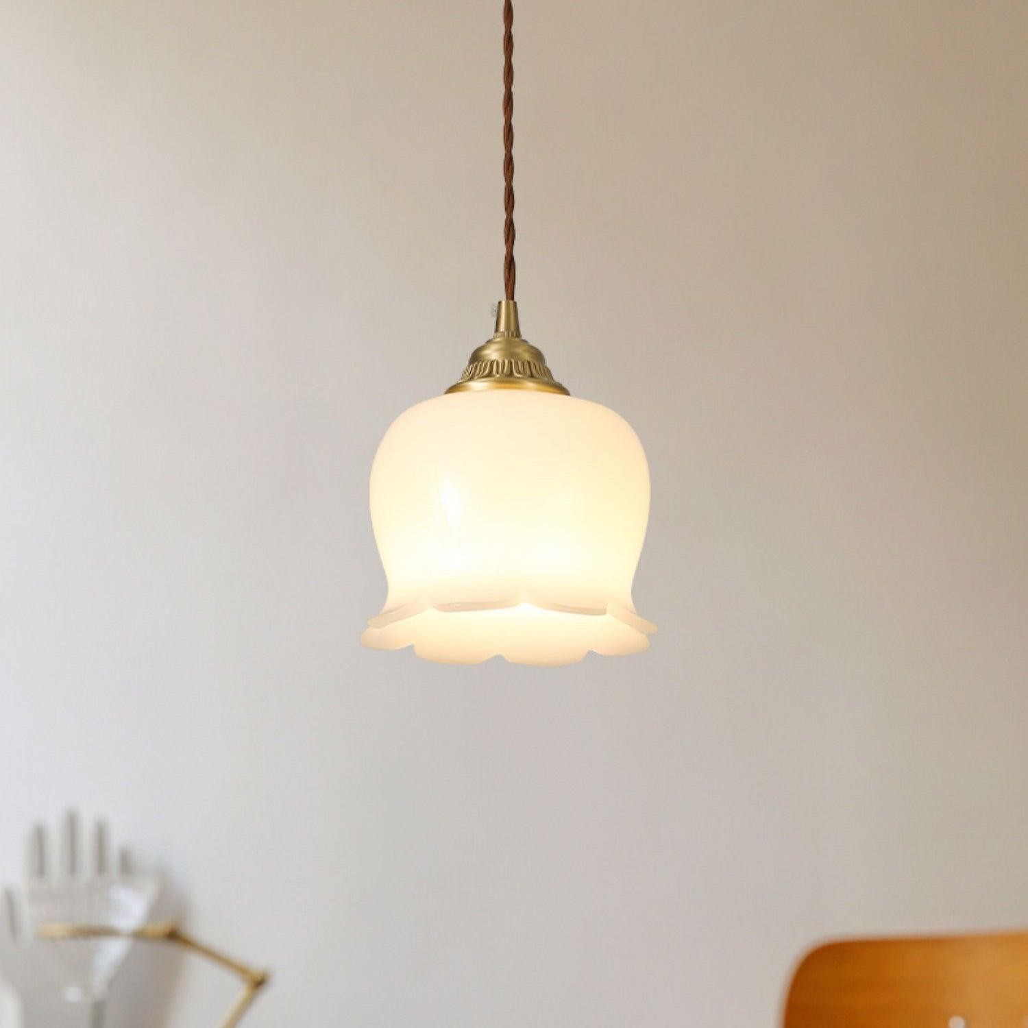 Traditional Glass Flower Pendant Lamp M316