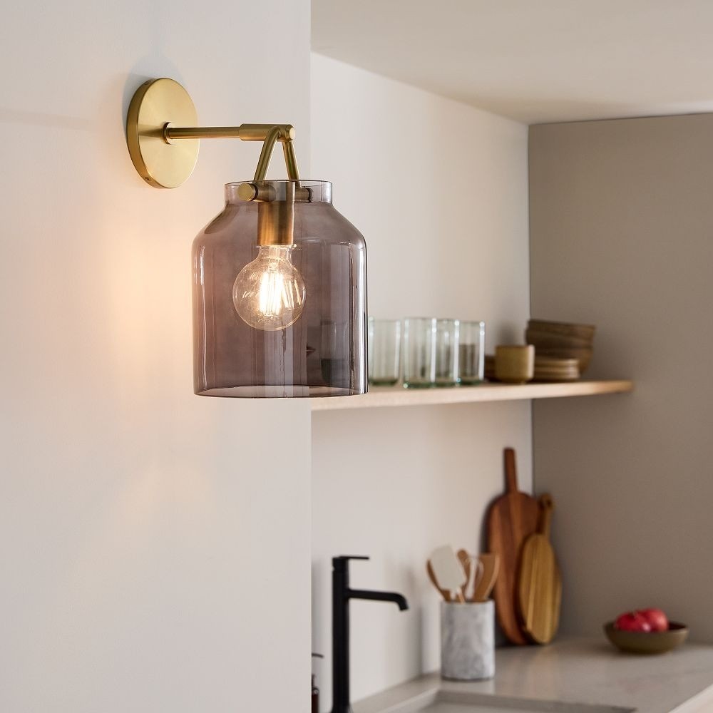 Hanton Modern Minimalist Brass and Glass Sconce – Damp Rated for Bathrooms T173
