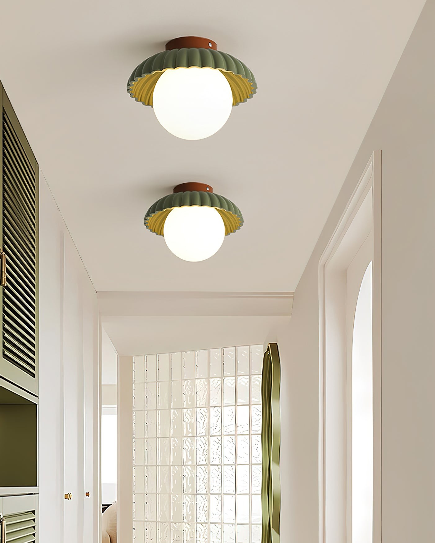 Alien Cream Style Ceiling Light M178