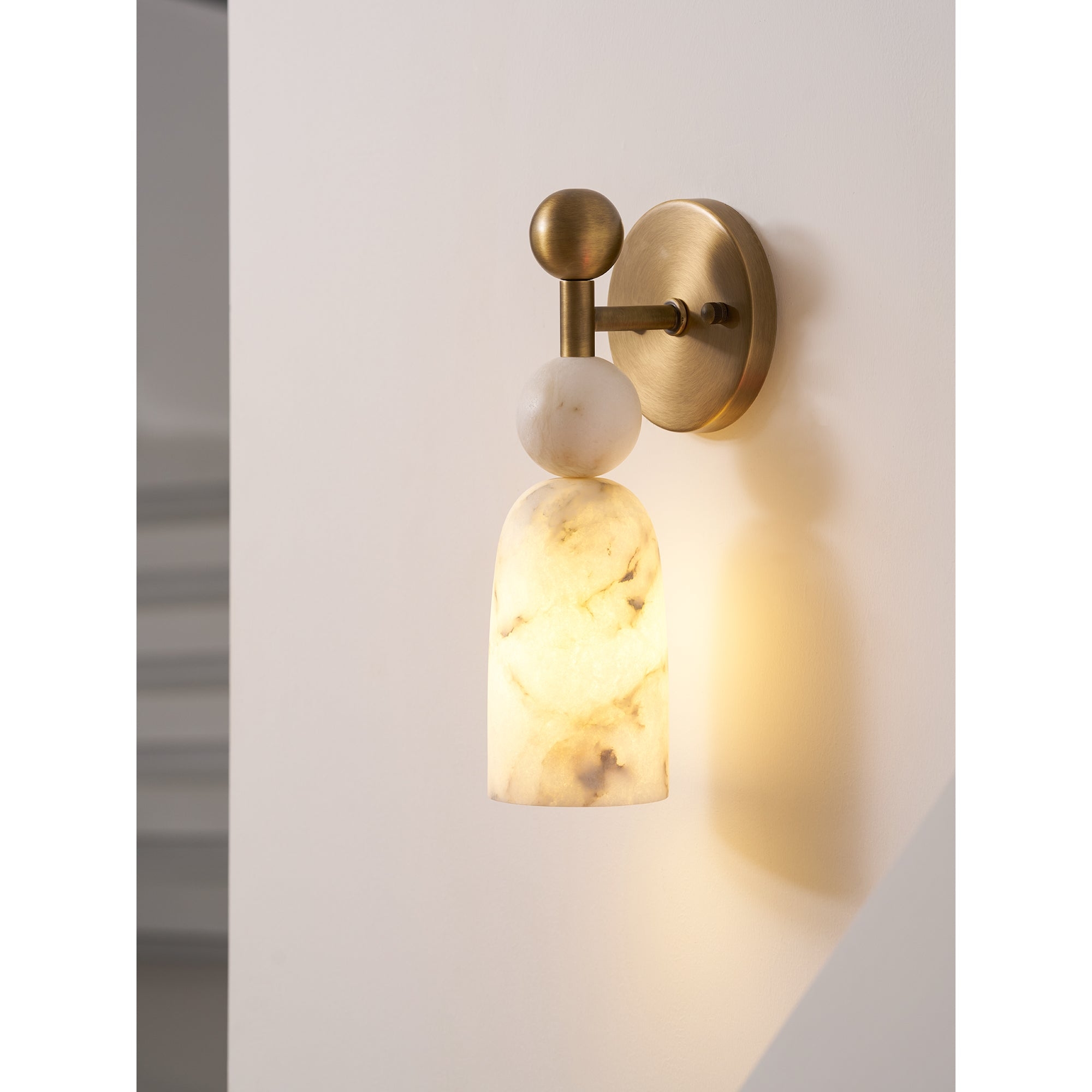 Flume Alabaster Wall Lamp D765