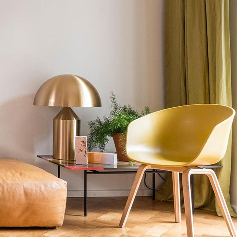 Modern Mushroom Metal Table Lamp for Bedroom