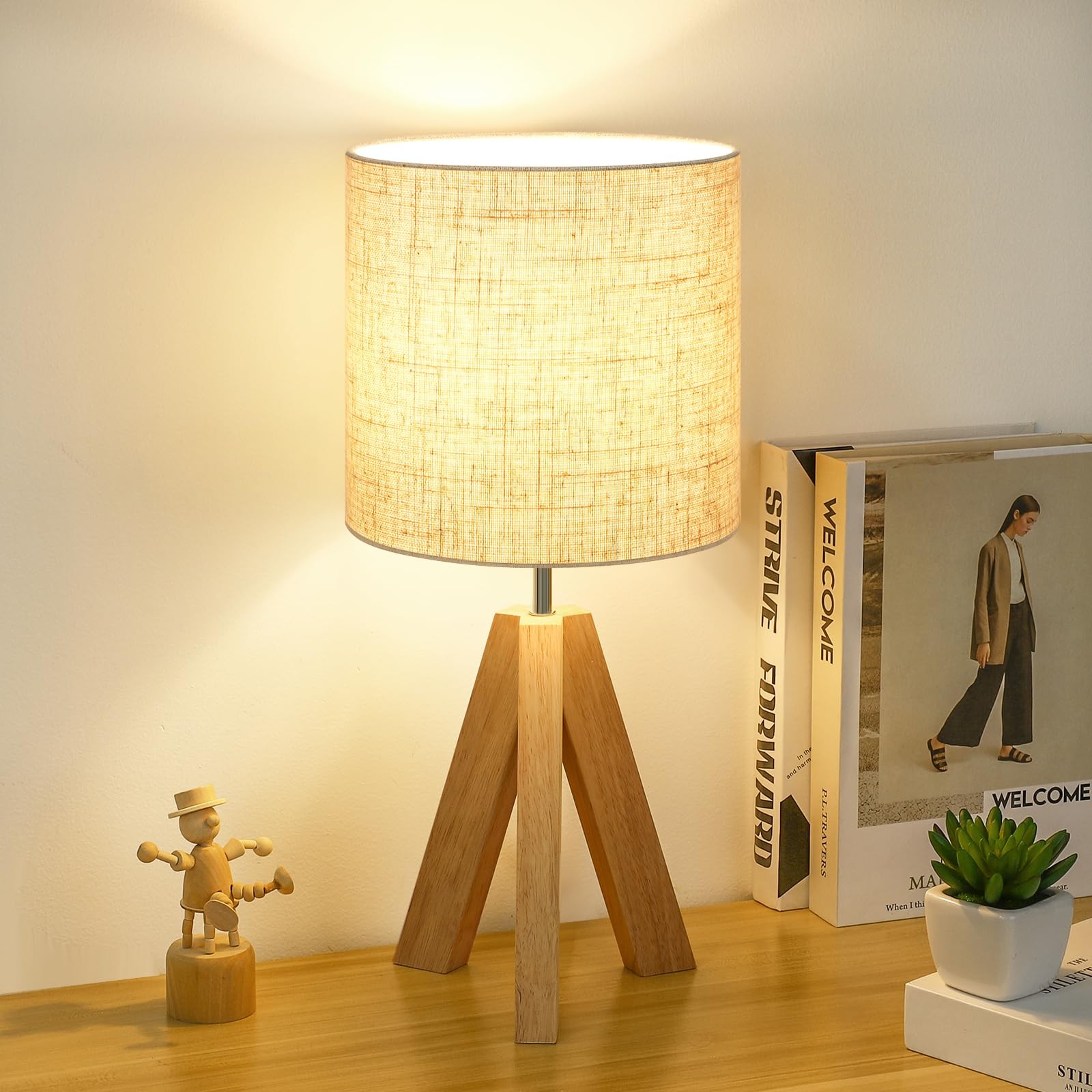 Wood Tripod Bedside Table Lamp With Grey Linen Lampshade S70