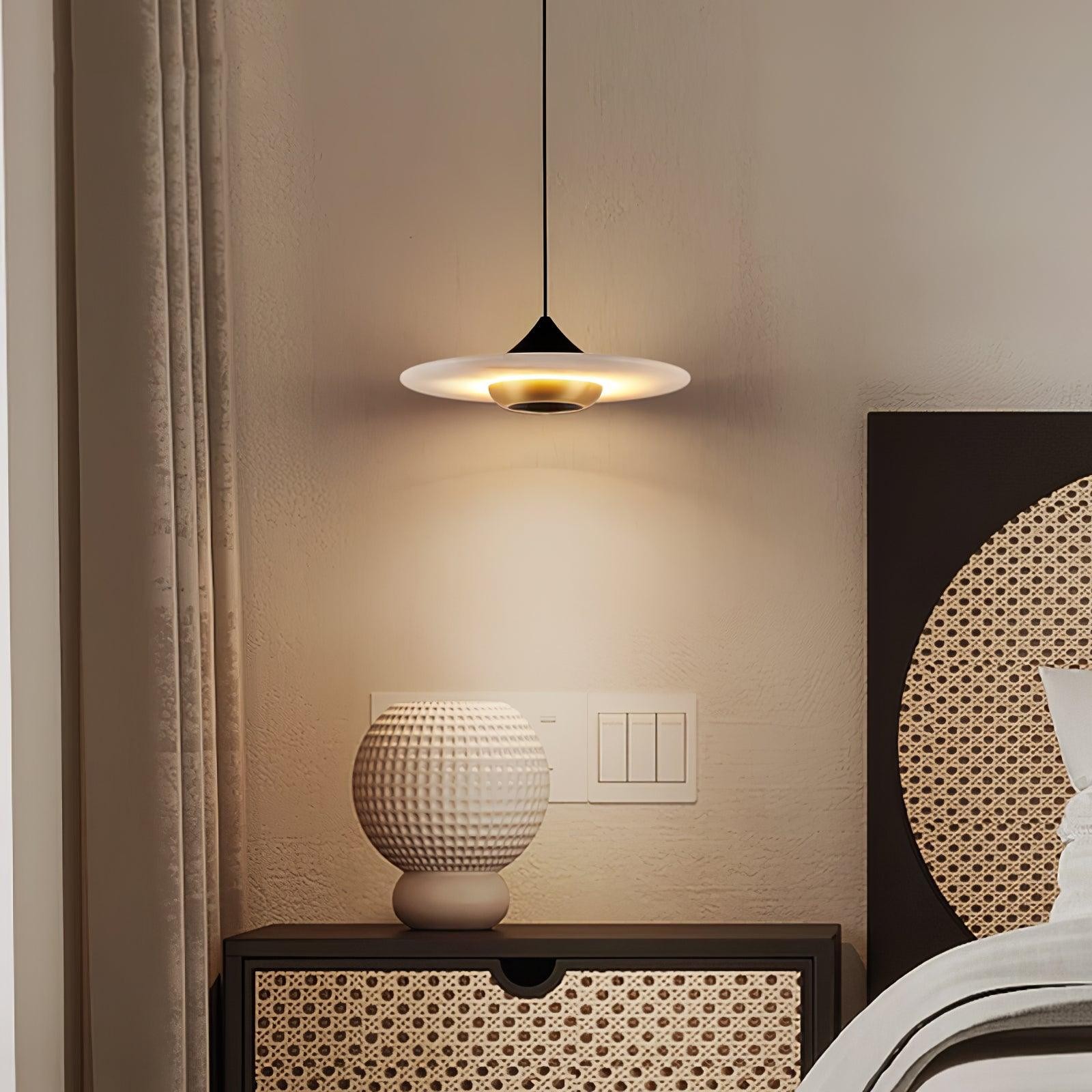 Flying Saucer Marble Pendant Lamp M558