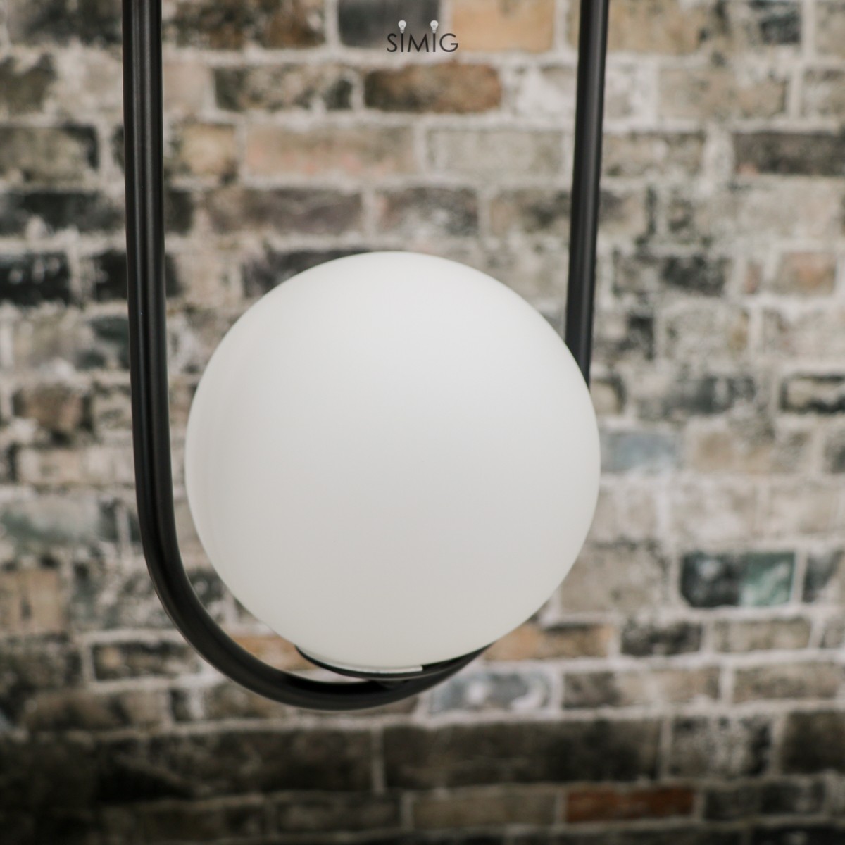 Modern Geometric Metal Pendant Light