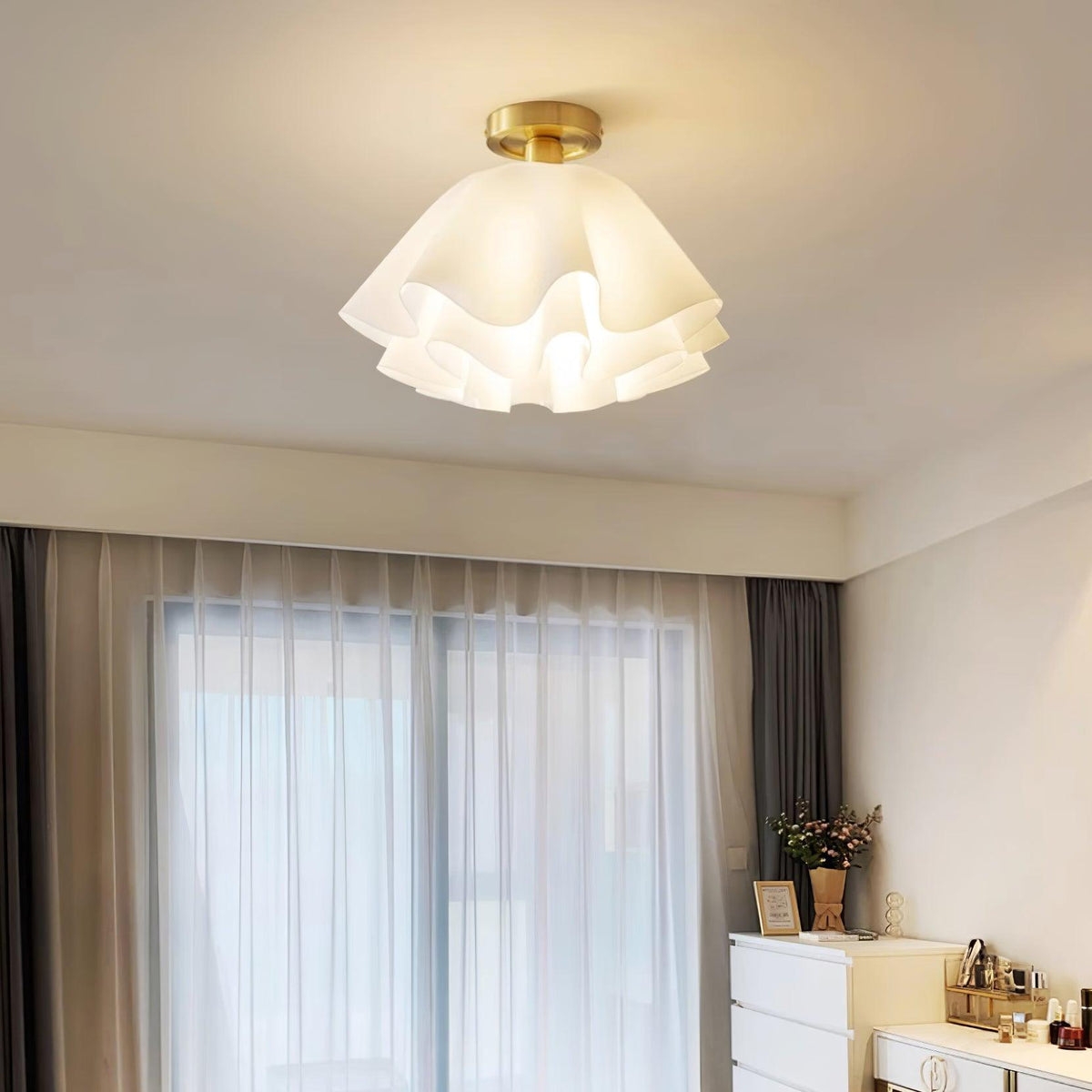 Lustra Pleated Retro Brass Acrylic Ceiling Light D959