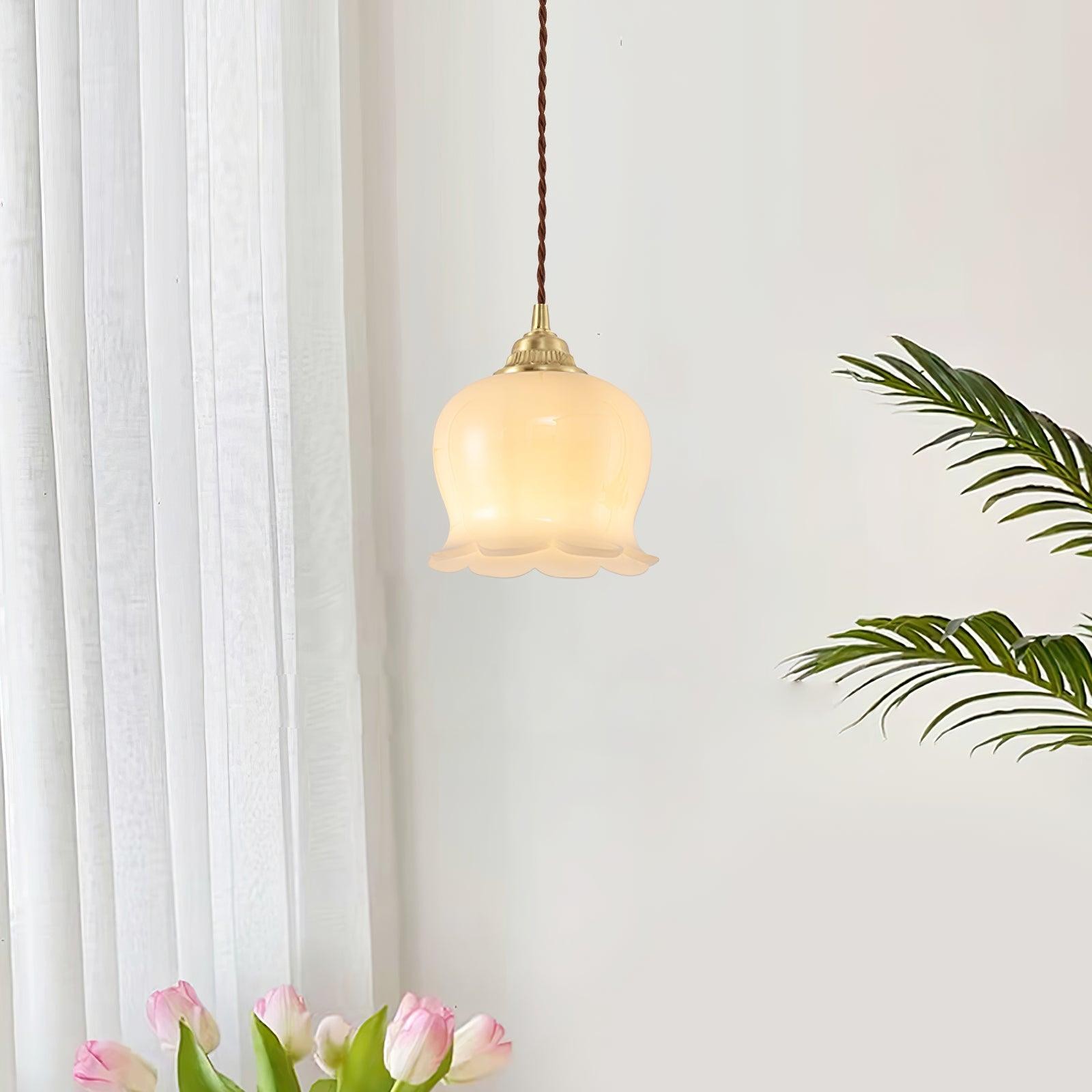 Traditional Glass Flower Pendant Lamp M316