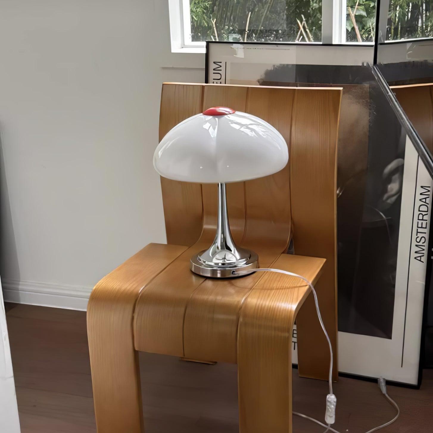 Flower Petal Table Lamp M473