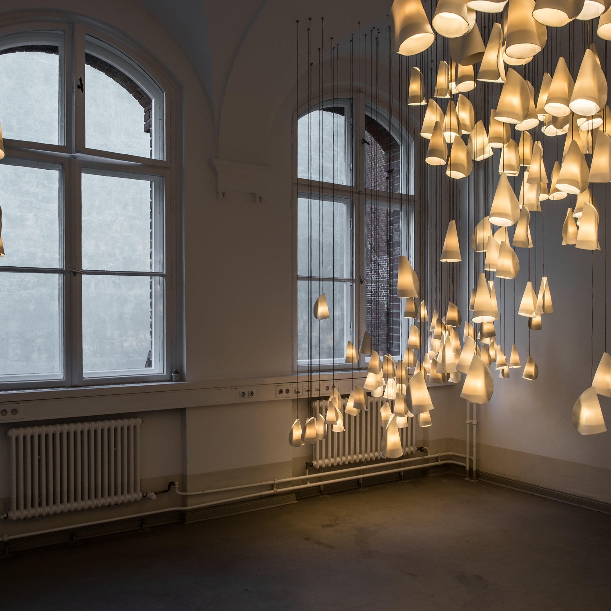Boki Scandinavian Porcelain Pendant Light D946