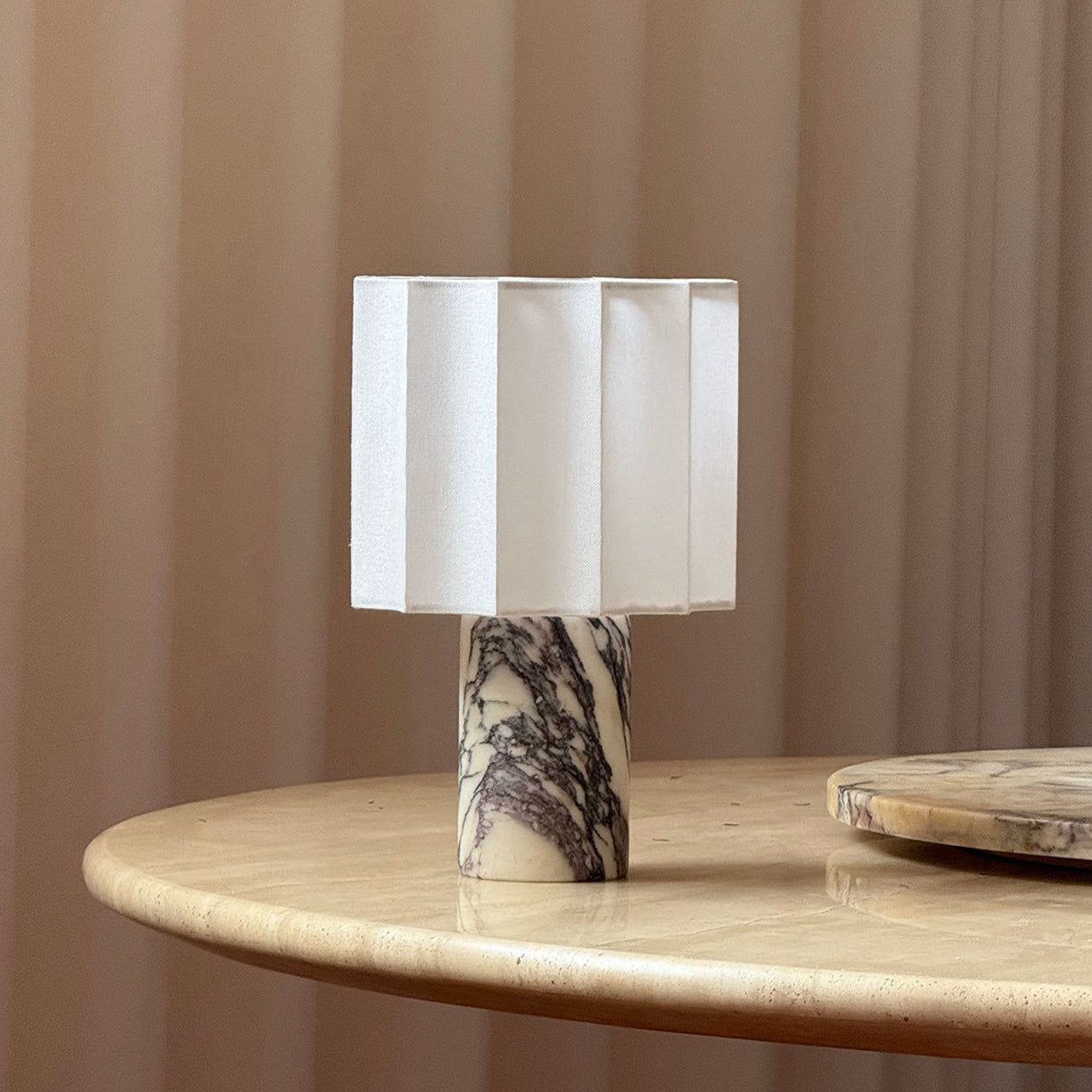 Valli Table Lamp D668