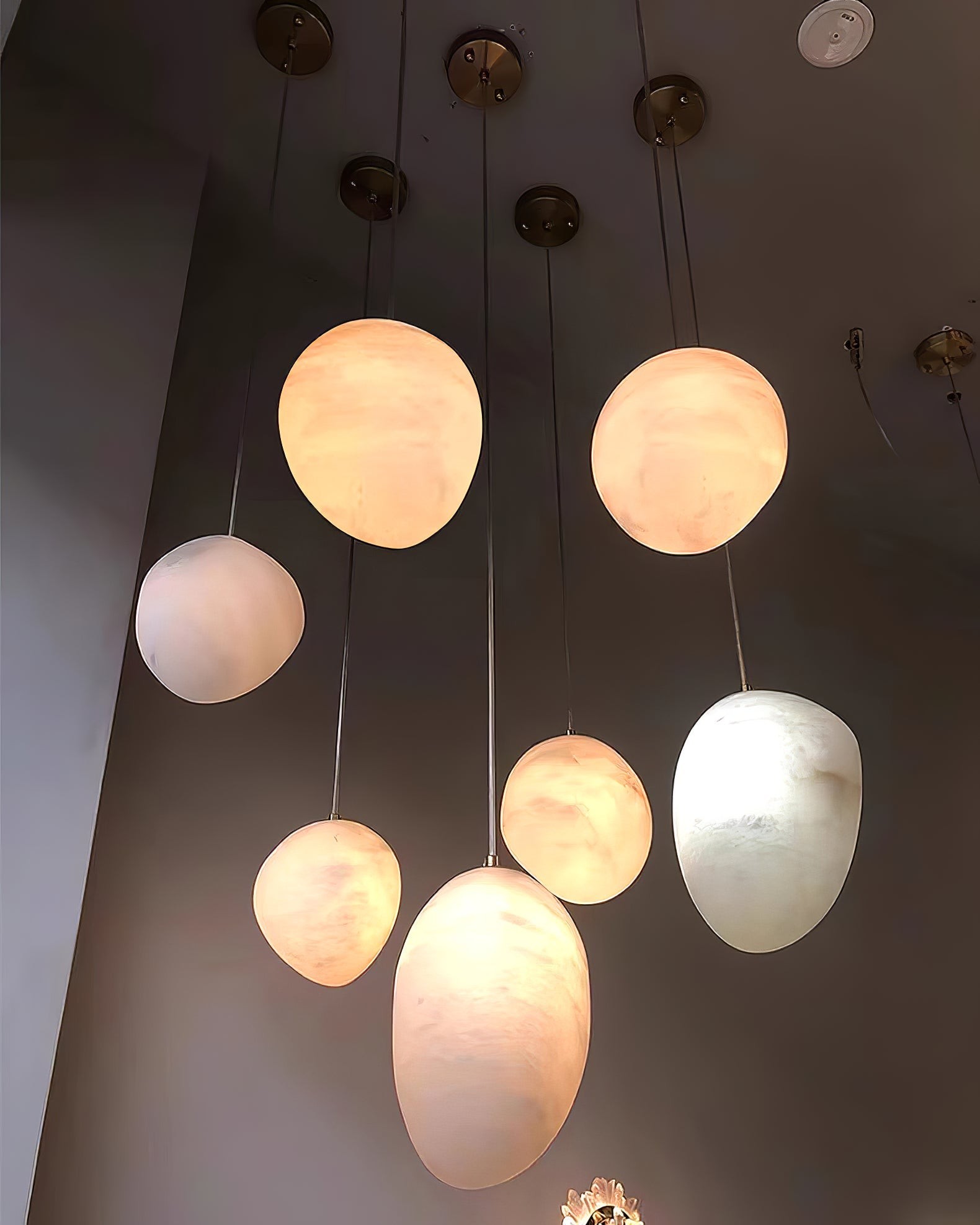 Pebbles Alabaster Pendant Lamp M439