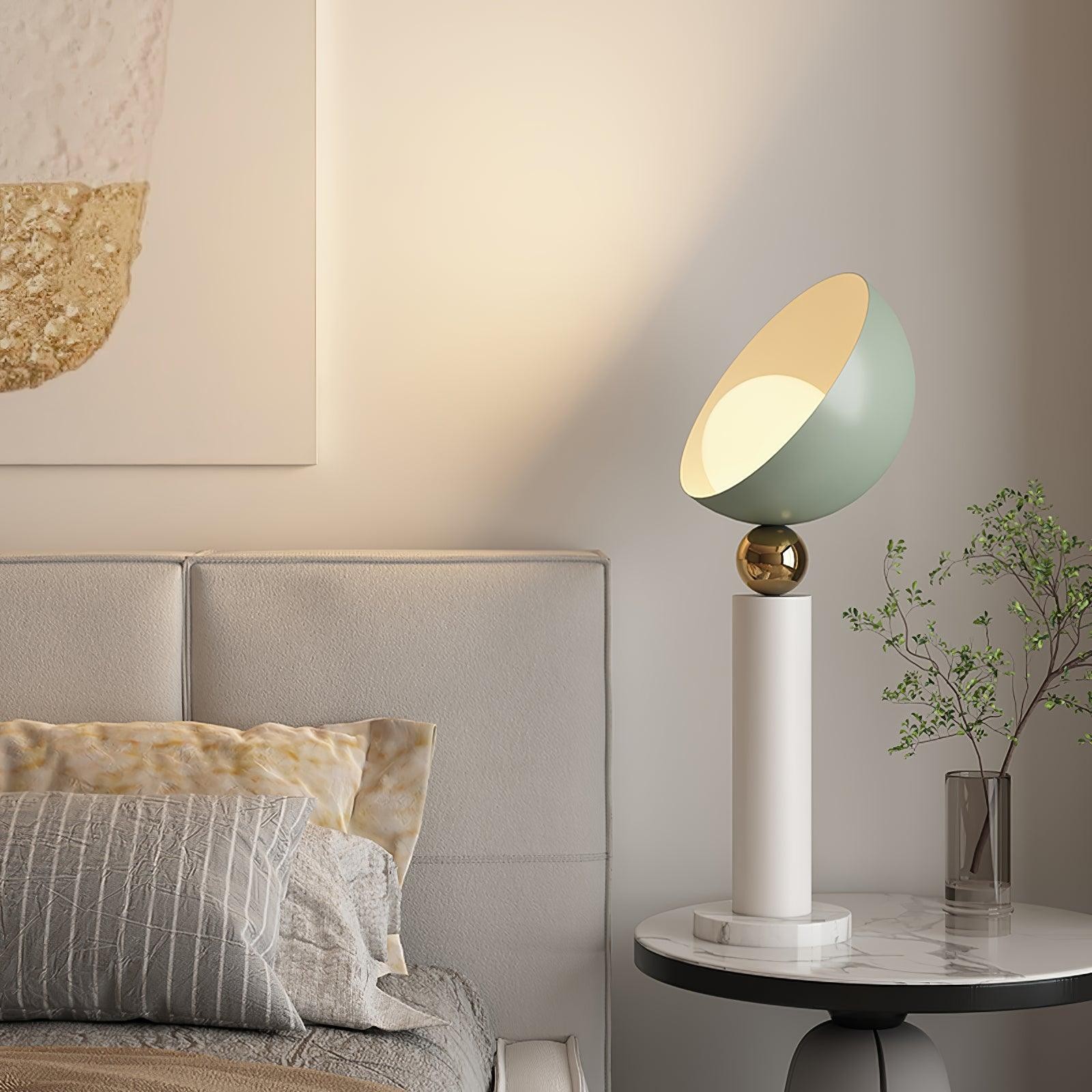 Cream Style Metal Table Lamp M366