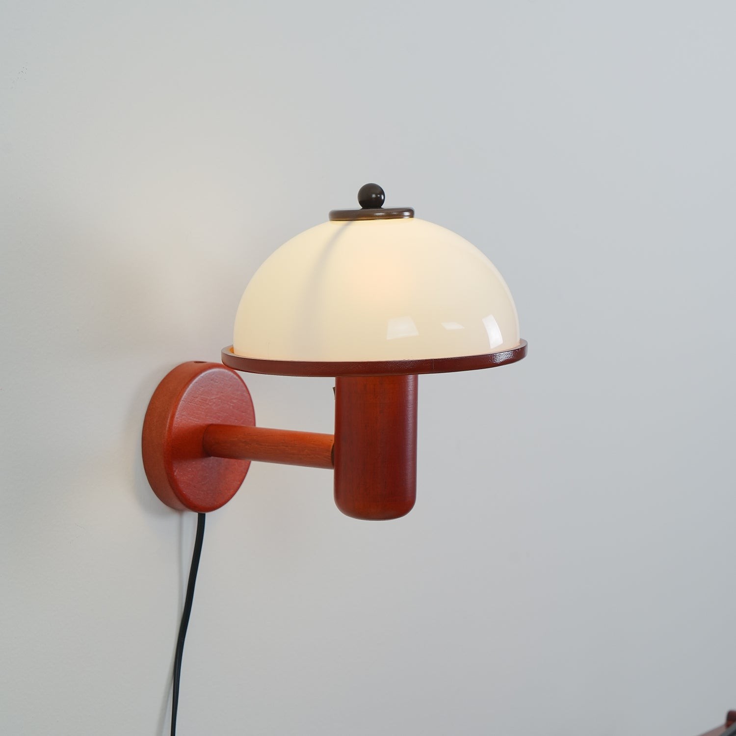 Mushroom Wood Wall Lamp M350