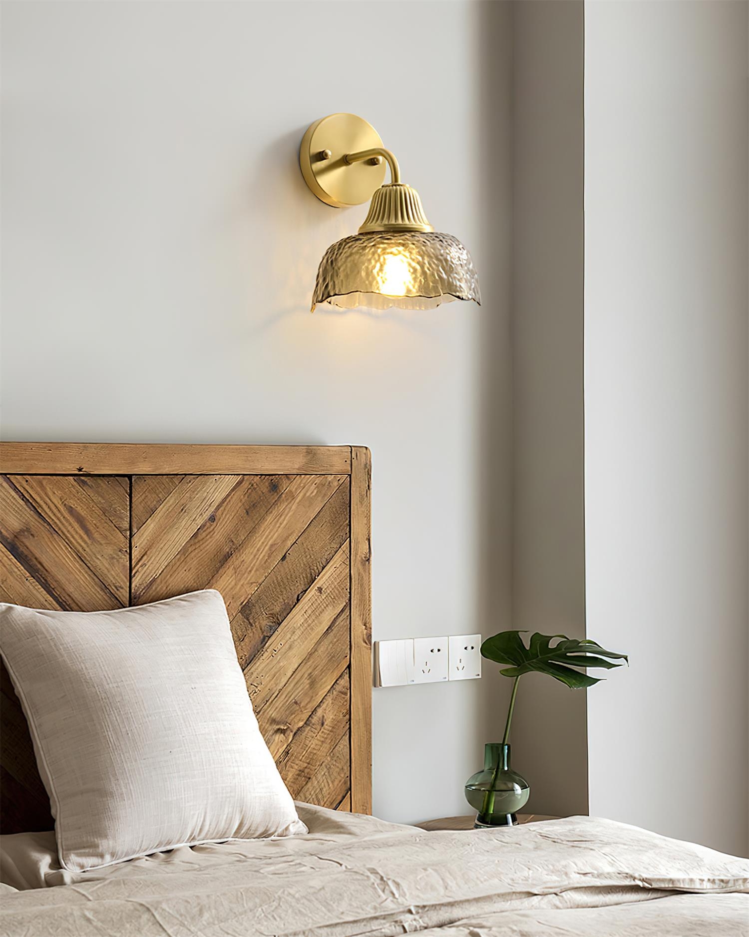 Lunara Wall Lamp D103
