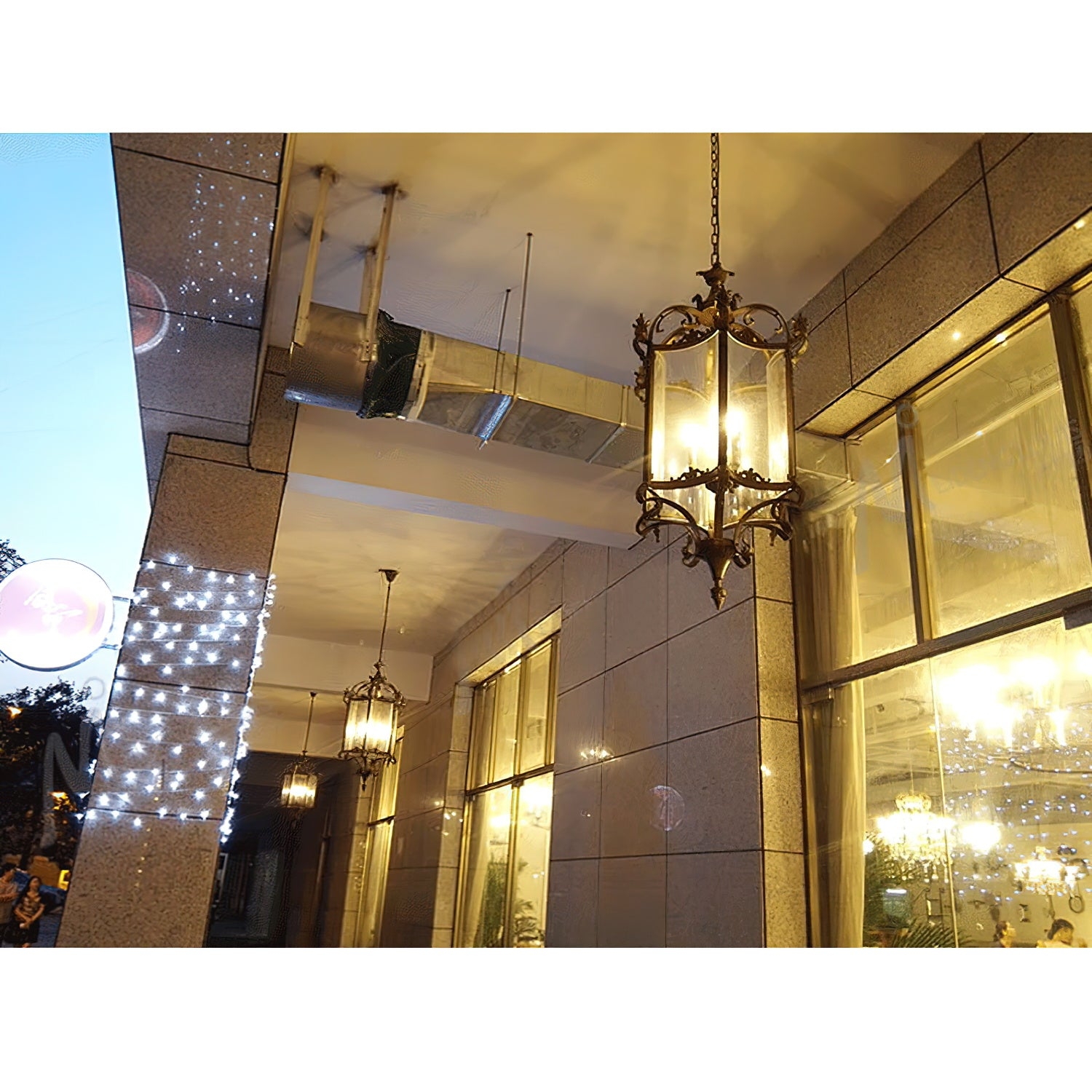 Metropolitan Lantern Chandelier D483