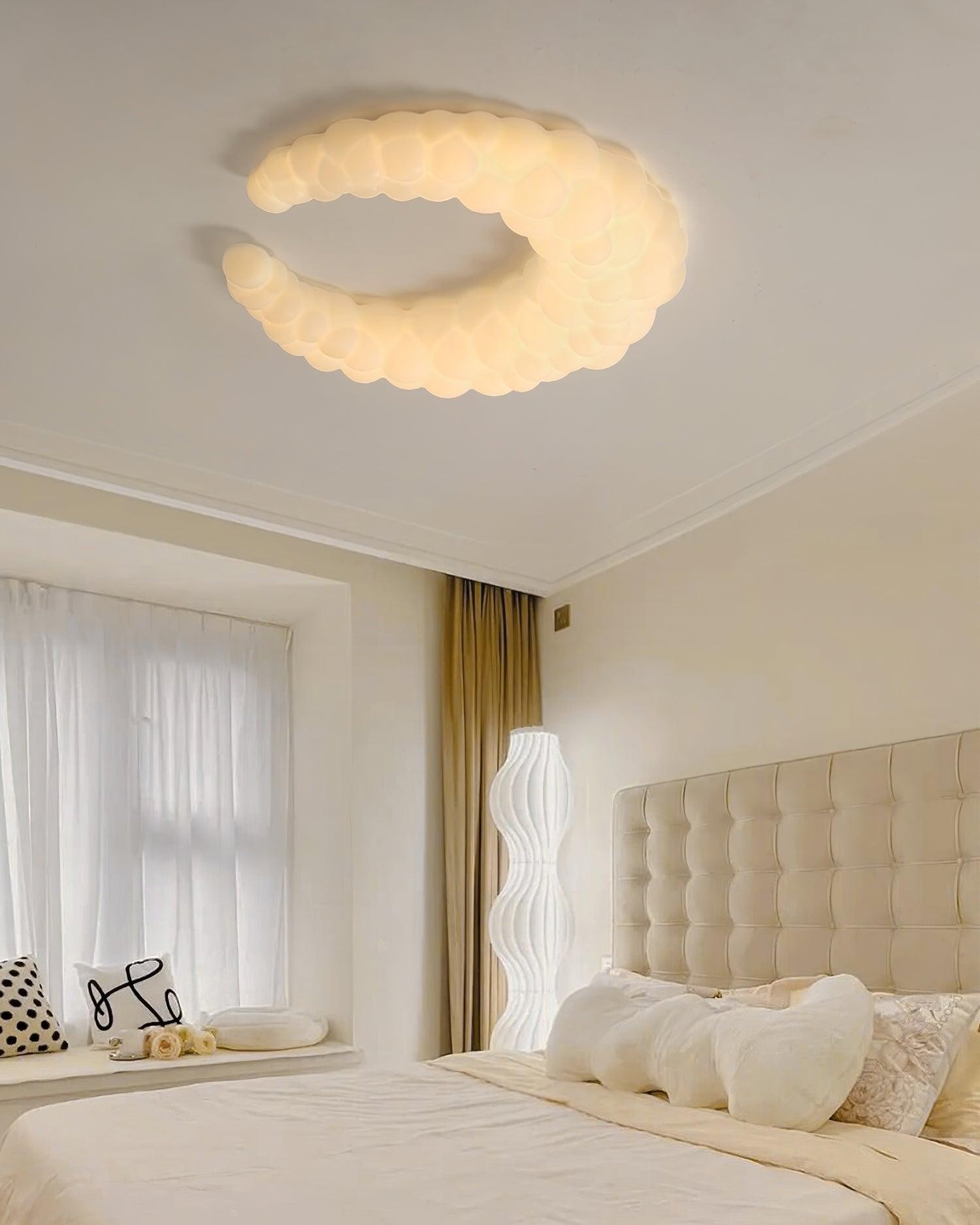 Cream Style Moon Ceiling Lamp M580