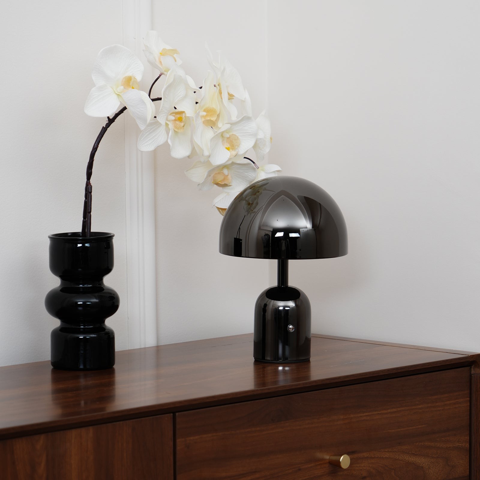 Smooth Mushroom Portable Table Lamp M176