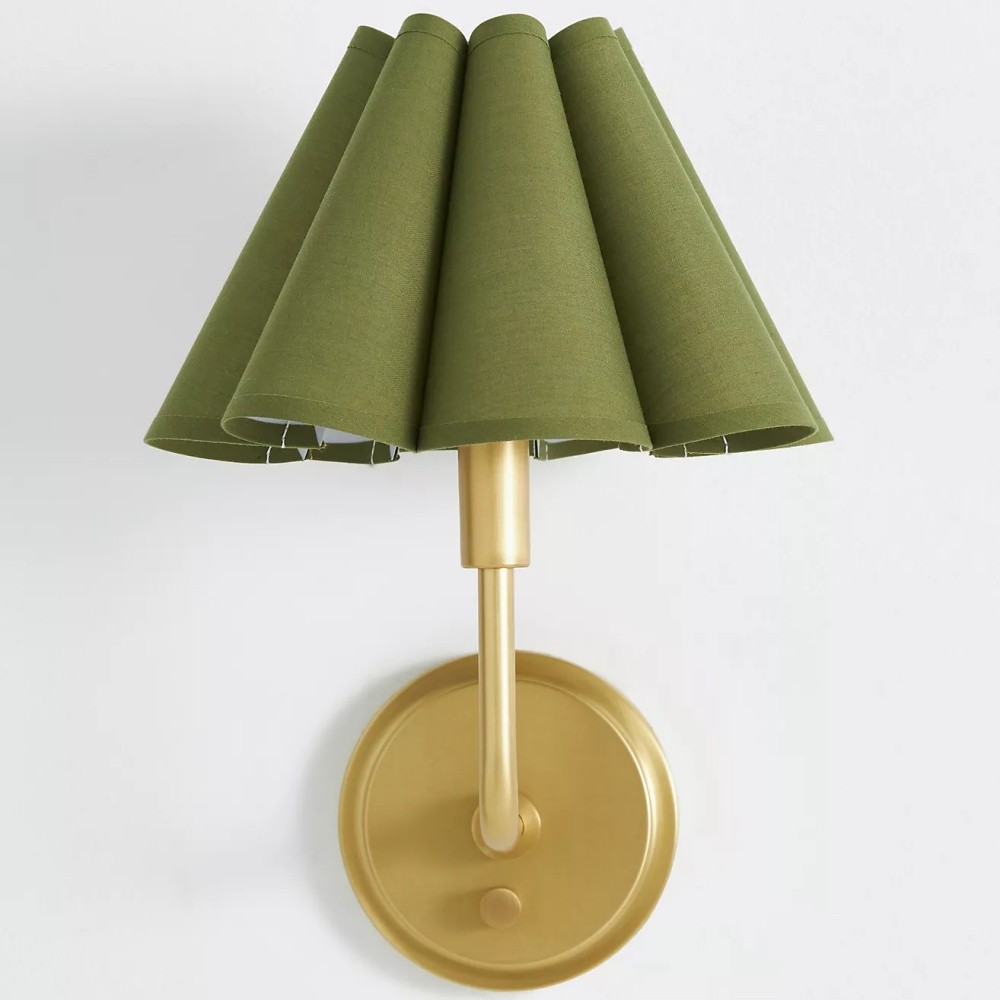 Capirise Scalloped Linen Brass Wall Lamp T228