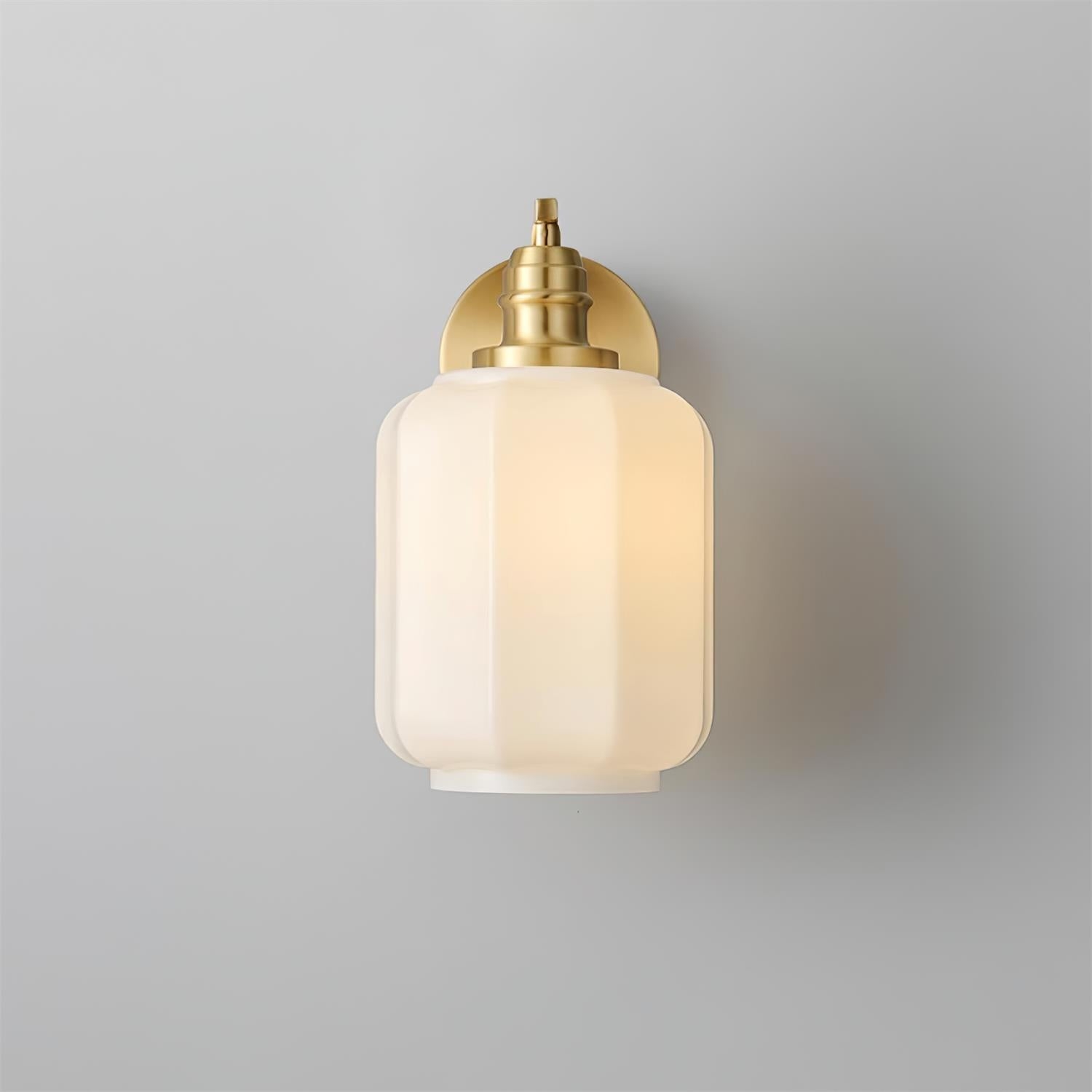 Henry Plug In Wall Lamp D42