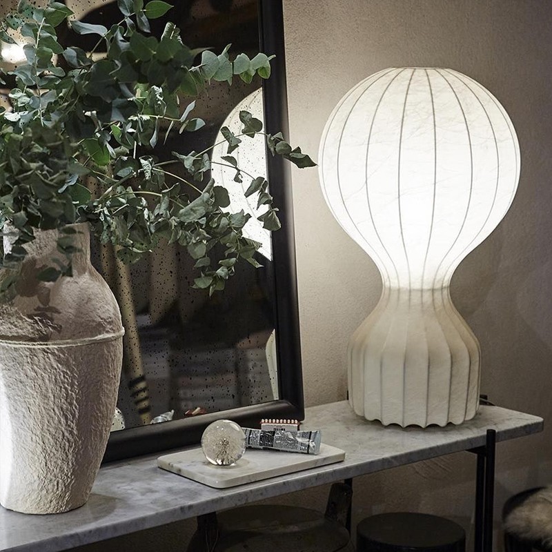 Gatto Cat Cocoon Modern Table Lamp for Bedroom