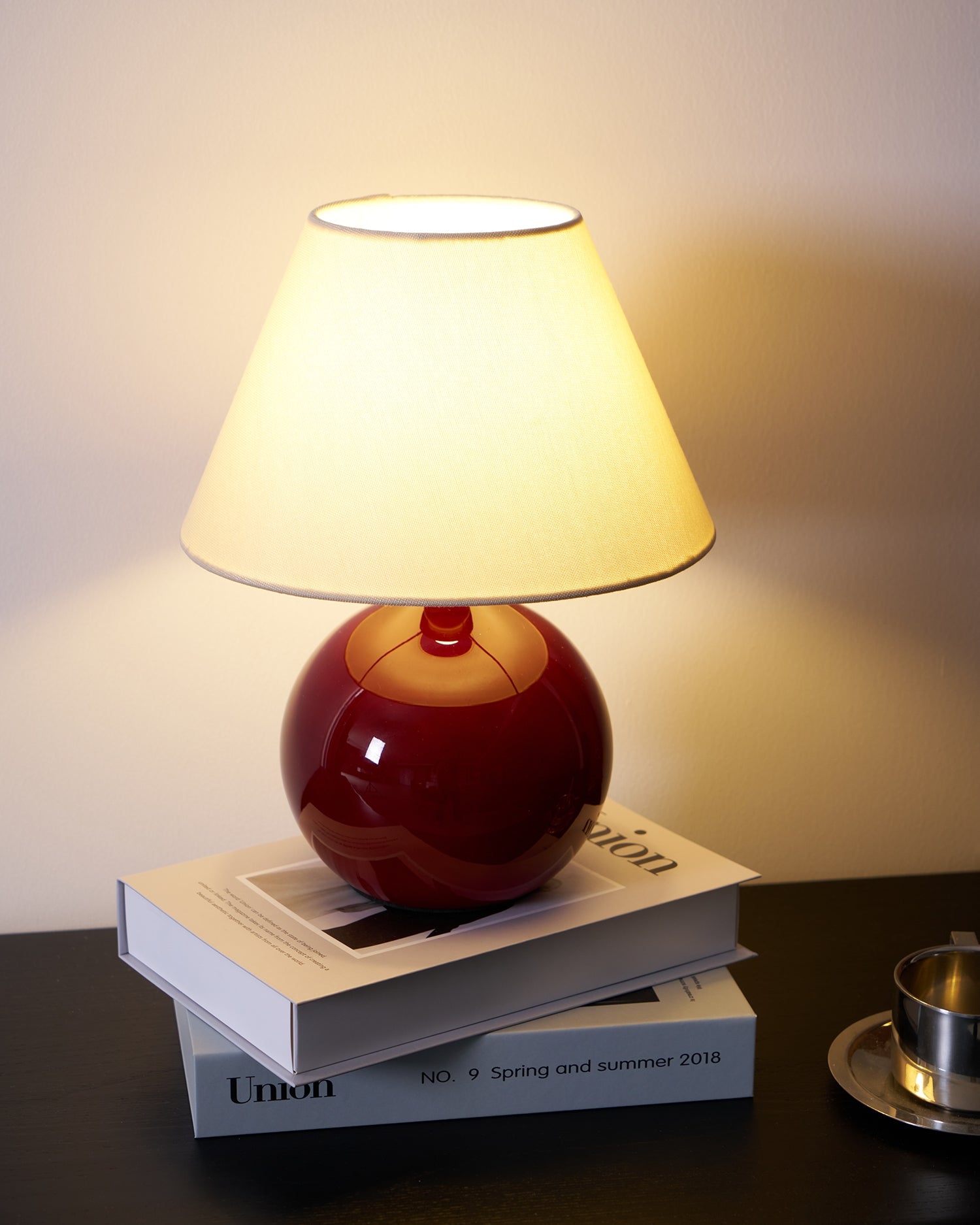 Red Nanu Table Lamp D26